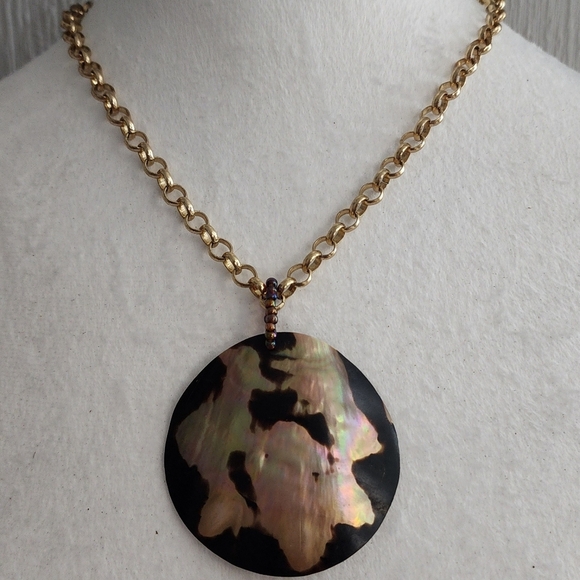 Abalone Goldtone Necklace - Picture 1 of 2